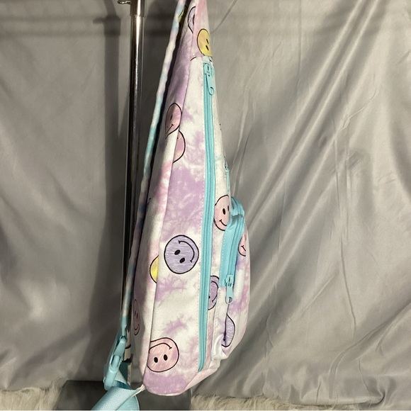 No Boundaries Smiley Faces Tie Dye Sling Pack Backpack - Picture 6 of 9